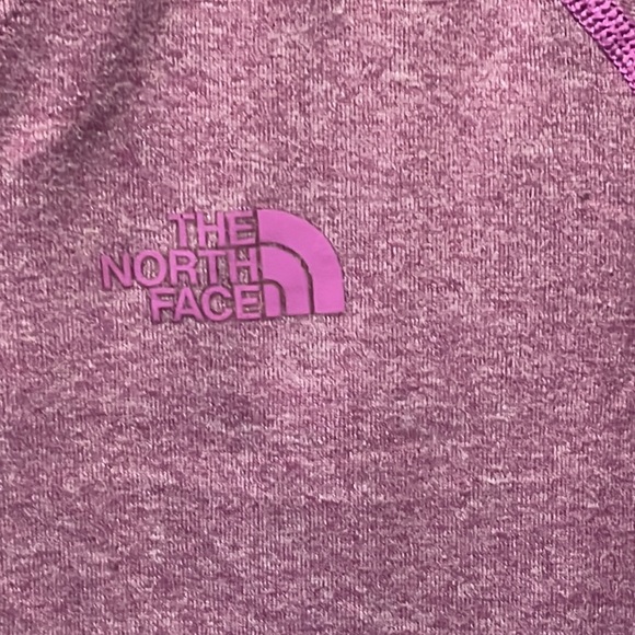The North Face performance purple tee - XL - Picture 3 of 6